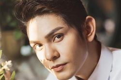 Ca sĩ Sơn Ngọc Minh vừa bị bắt tạm giam vì ma túy từng bị chỉ trích dữ dội