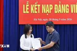 Sinh viên Văn khoa tự hào được đứng trong hàng ngũ của Đảng
