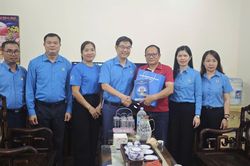 Công đoàn Thủ đô chăm lo công nhân bị tai nạn lao động