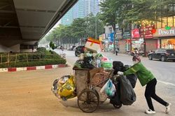 Hà Nội: Phân loại rác từ nguồn 'vướng' ý thức người dân