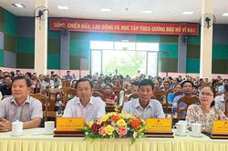 Cử tri xã Đạ Tẻh kiến nghị sớm hoàn thiện các công trình hạ tầng