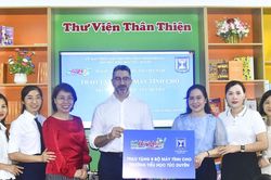 Đại sứ quán Israel tặng máy tính cho Trường Tiểu học Túc Duyên