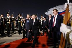 Tổng thống Putin đến Trung Quốc, dự kiến ký 40 văn kiện