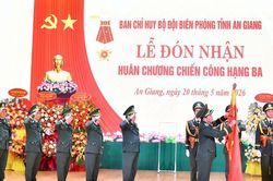 Bộ đội Biên phòng An Giang đón nhận Huân chương Chiến công hạng Ba