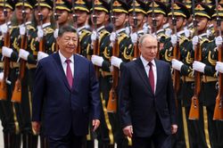 Chủ tịch Trung Quốc Tập Cận Bình chủ trì lễ đón Tổng thống Nga Putin