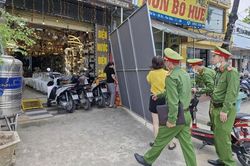 Xã Phú Xuyên: Tăng cường kiểm soát, đảm bảo trật tự đô thị