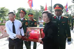 Trang trọng Lễ truy điệu, an táng 80 hài cốt liệt sĩ quân tình nguyện và chuyên gia Việt Nam hy sinh tại Lào