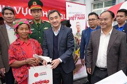 Thu hẹp khoảng cách tiếp cận dịch vụ thiết yếu giữa các vùng, miền
