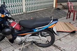 Người đàn ông đột tử trên vỉa hè Quốc lộ