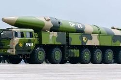 Tên lửa RS-26 tốc độ Mach 10, tầm bắn 5.500km 'so găng' tên lửa DF-26
