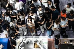 Thông điệp cứng rắn của Trung Quốc với doanh nghiệp muốn sa thải nhân viên vì AI