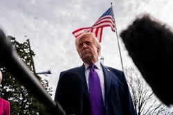 Ông Trump nói Mỹ sẵn sàng 'đợi vài ngày', Iran chuyển thông điệp qua Pakistan