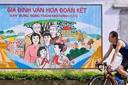 Đề xuất tăng phụ cấp cho trưởng thôn, tổ trưởng dân phố