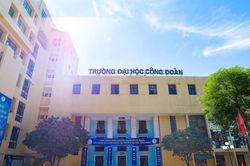 Sát ngày tốt nghiệp, sinh viên than trường đại học bất ngờ yêu cầu thi chuẩn đầu ra