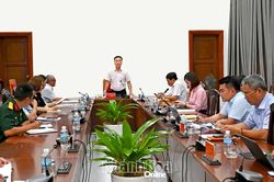 Chủ tịch UBND tỉnh Nguyễn Việt Hùng tiếp công dân định kỳ tháng 5