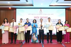 Công đoàn học và làm theo Bác