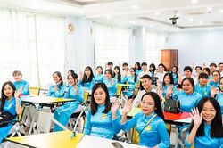 Thêm văn bằng - thêm cơ hội việc làm