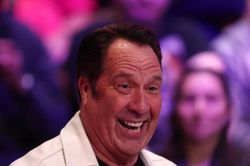 Huyền thoại David Seaman dự đoán Arsenal thắng PSG 1-0 tại chung kết Champions League