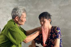 Mái nhà kiên cố cho những nạn nhân da cam thế hệ thứ 2
