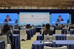Chuỗi cung ứng toàn cầu vào 'tâm bão', APEC nhóm họp khẩn