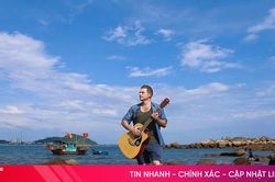 Kyo York - ca sỹ người Mỹ hát sành sỏi tiếng Việt trải nghiệm du lịch Hà Tĩnh