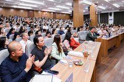 'Học nhẹ, thi dễ, điểm cao' không phải hạnh phúc trong giáo dục