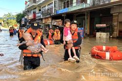 Đồng lòng ứng phó thiên tai