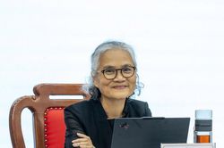 Sau tuyên bố ' VNDIRECT chưa bao giờ tự tin như hiện nay' của Chủ tịch Phạm Minh Hương, cổ phiếu VND phủ sắc tím