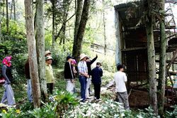 Gắn đào tạo giáo viên Địa lý với thực tế ở Vườn quốc gia Hoàng Liên