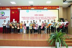 Quảng Ninh cử 113 bác sĩ tăng cường cho 39 trạm y tế xã, phường, đặc khu