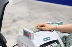 Vẫn còn ngân hàng tăng lãi suất, Ngân hàng Nhà nước yêu cầu kiểm tra, xử lý ngay