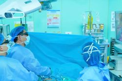 Bệnh viện Đại học Y Dược TPHCM thực hiện thành công 100 ca ghép thận