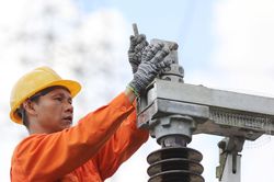 Khung giờ cao điểm mới cho giá điện được đề xuất áp dụng ngay từ tháng 6