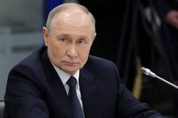 Ông Putin ra lệnh đáp trả Ukraine, Nga yêu cầu LHQ họp khẩn vì vụ việc ở Luhansk