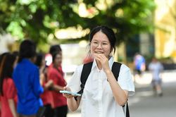 Đề Ngữ văn thi lớp 10 Trường THPT Chuyên Khoa học Xã hội và Nhân văn năm 2026