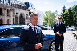 Hungary kh&ocirc;ng r&uacute;t khỏi ICC, t&aacute;i &aacute;p đặt lệnh cấm nhập khẩu n&ocirc;ng sản Ukraine