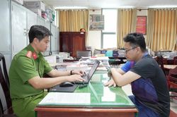 Vụ cán bộ thuế nhận tiền của doanh nghiệp trên ô tô: Công an tìm thêm bị hại