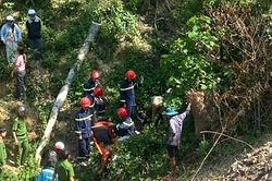 Đạp xe dã ngoại, 2 học sinh rơi xuống vực sâu ở Đắk Lắk