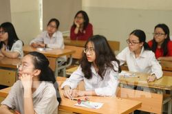 Đề thi, đáp án môn Toán thi lớp 10 Trường THPT Chuyên Khoa học Xã hội và Nhân văn năm 2026