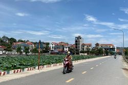 Tiếp tục nắng nóng gay gắt, có nơi trên 40 độ C, cảnh báo sốc nhiệt