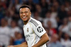 Mbappe đoạt giải Pichichi, Real Madrid thắng tưng bừng trận cuối mùa