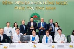 Bệnh viện Hồng Ngọc được RCS tái công nhận trung tâm đào tạo ngoại khoa chuẩn quốc tế