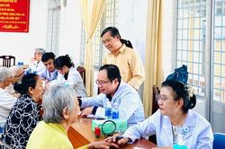 Nhân lên những nghĩa cử đẹp