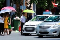 Tránh sốc nhiệt, đột quỵ trong mùa nắng nóng, các bác tài cần lưu ý điều này