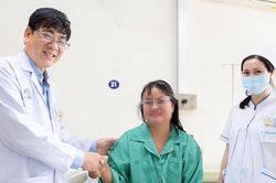 Phát hiện bệnh nhân ung thư vú mang đột biến gen di truyền