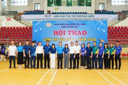 'Bùng cháy' tinh thần đoàn kết, lan tỏa khí thế thi đua ngành Ngân hàng