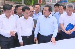 Định hình rõ chính quyền phục vụ và kiến tạo phát triển