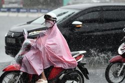 Thời tiết 10 ngày tới: Miền Bắc nắng nóng đến khi nào, mưa giông sắp trở lại?