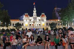 Đánh thức kinh tế đêm TP Hồ Chí Minh - Bài cuối: Cần một 'nhạc trưởng' cho nền kinh tế không ngủ