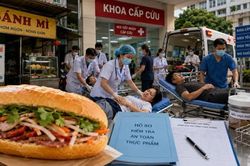 Gia Lai: 75 người nhập viện sau khi ăn bánh mì ở Quy Nhơn Đông